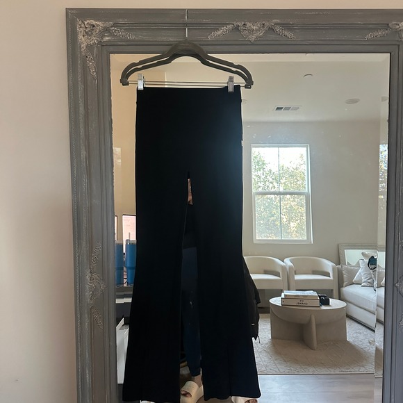 Vuori Black Split Leg Flared Leggings High Rise Yoga Pants Seam Detail S - Picture 7 of 10